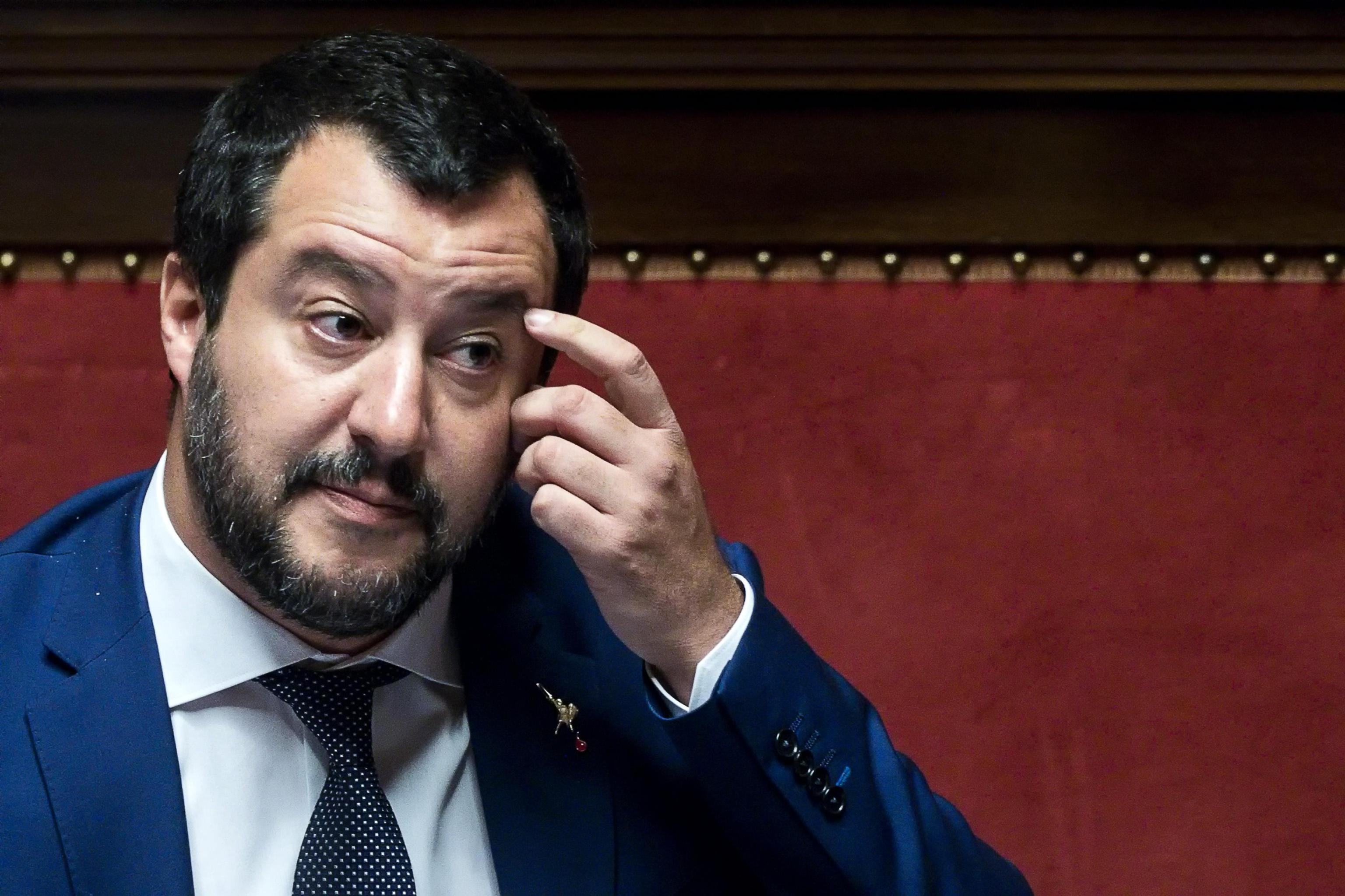 Salvini: la fava della “Diciotti” e la nidiata di piccioni