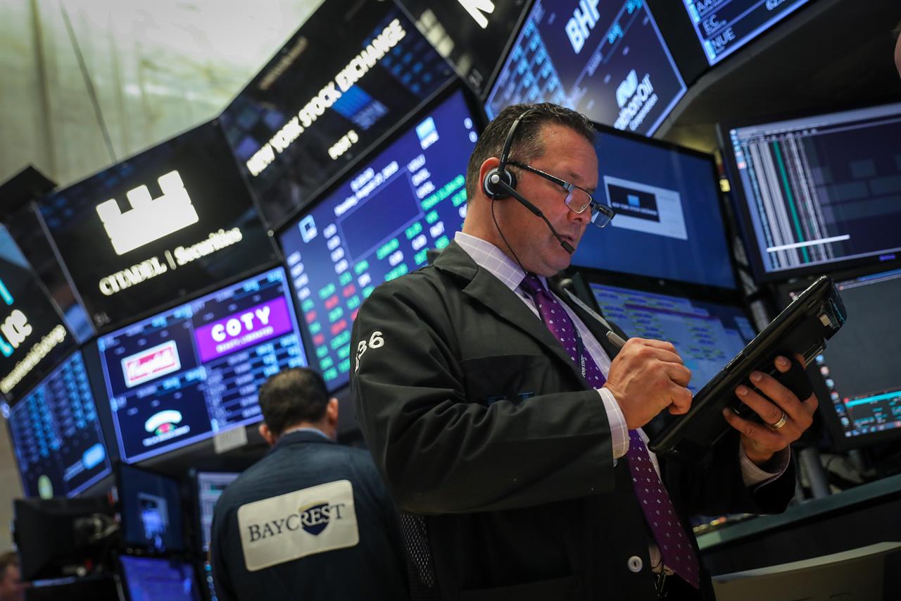 I 6 mesi difficili dello spread, sale con tutti big 