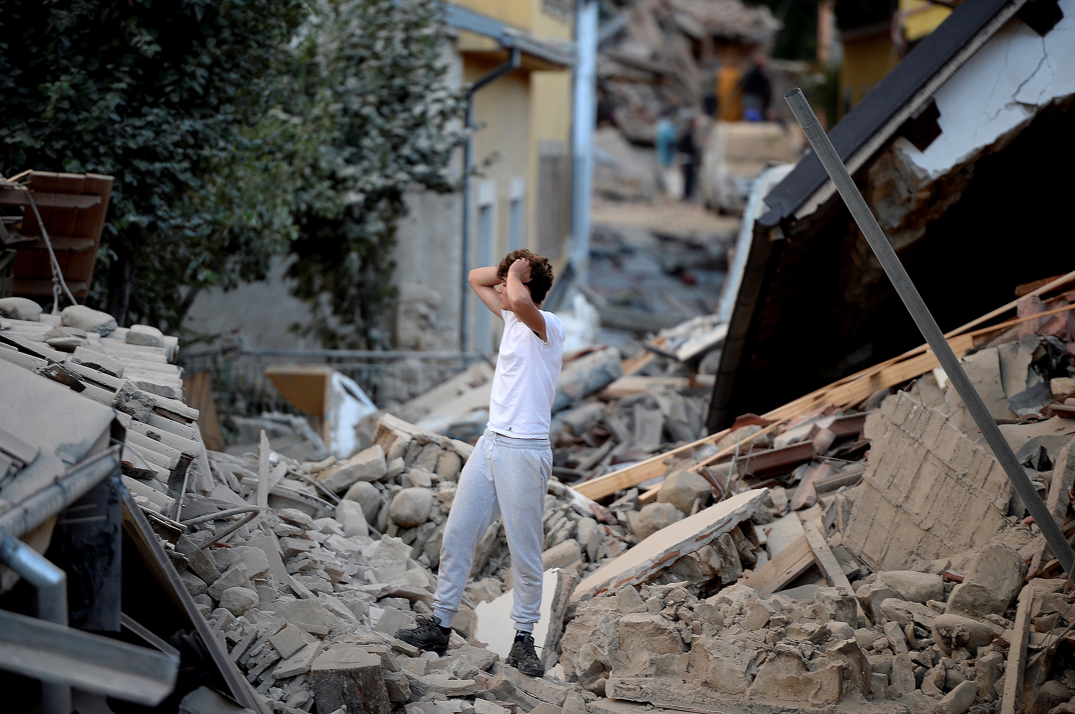 Terremoto in Giappone: otto morti e 126 feriti