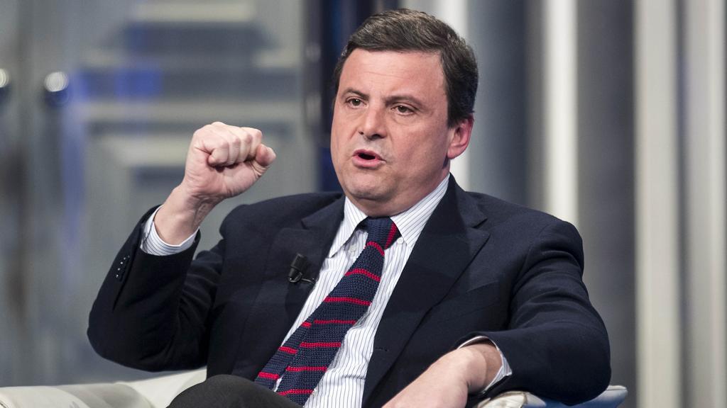 Calenda annulla la cena: “Al Pd serve uno psichiatra”