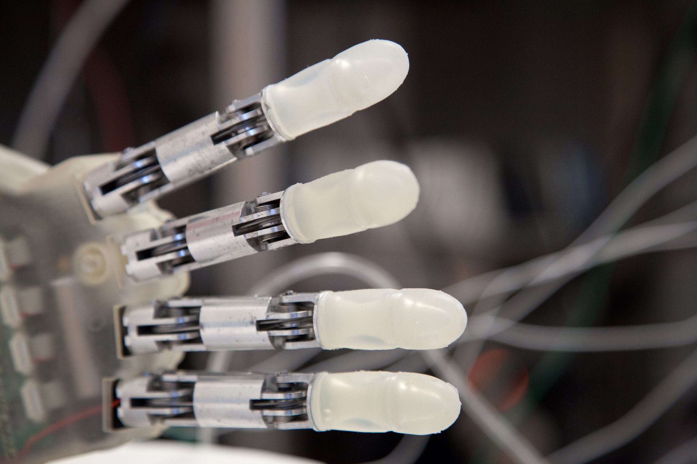 Mano bionica e medicina del futuro