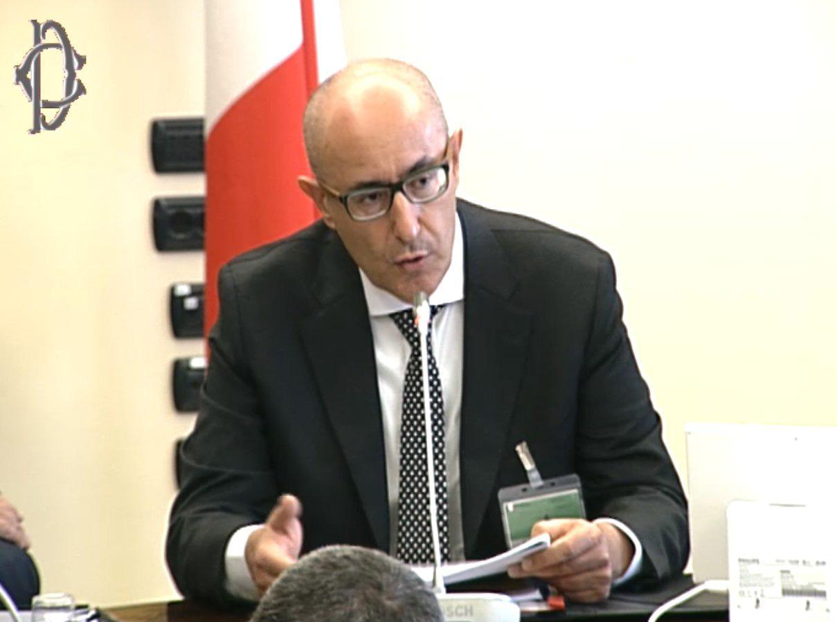 Maggiore: “Fattura elettronica dal 2019”