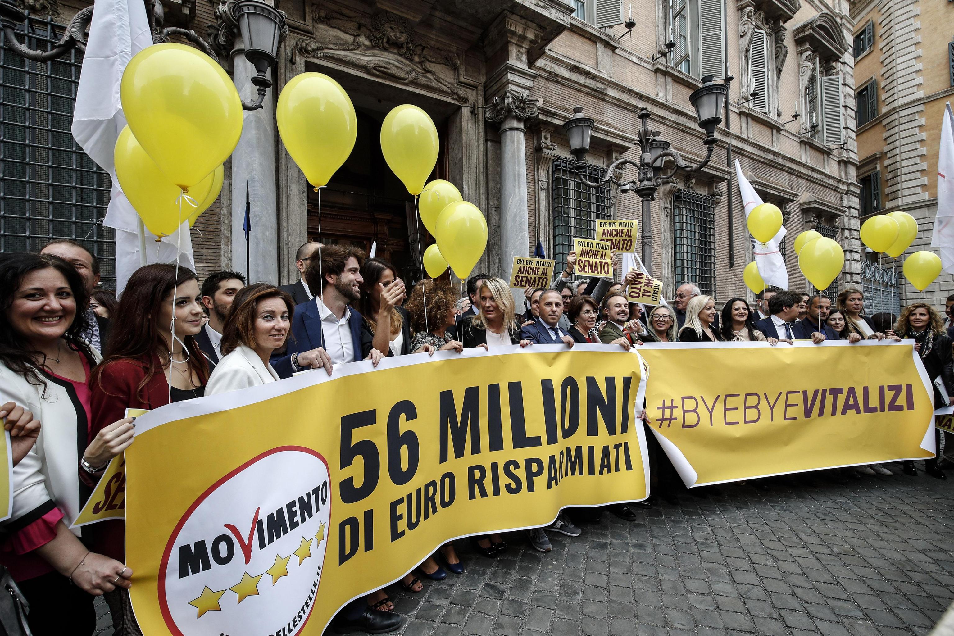 Taglio vitalizi pure al Senato
