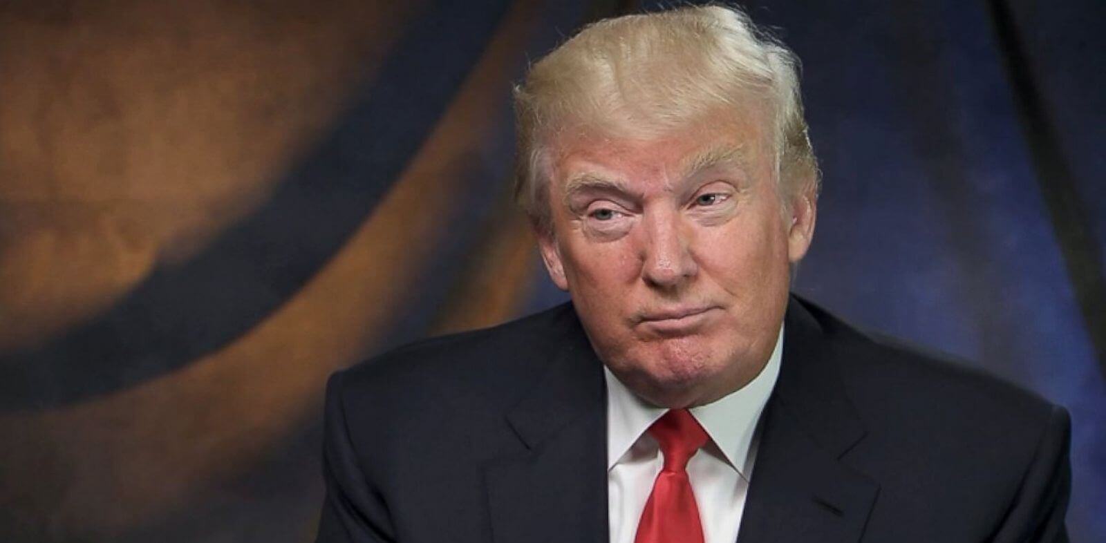 Trump: “Contro i migranti serve un muro umano”