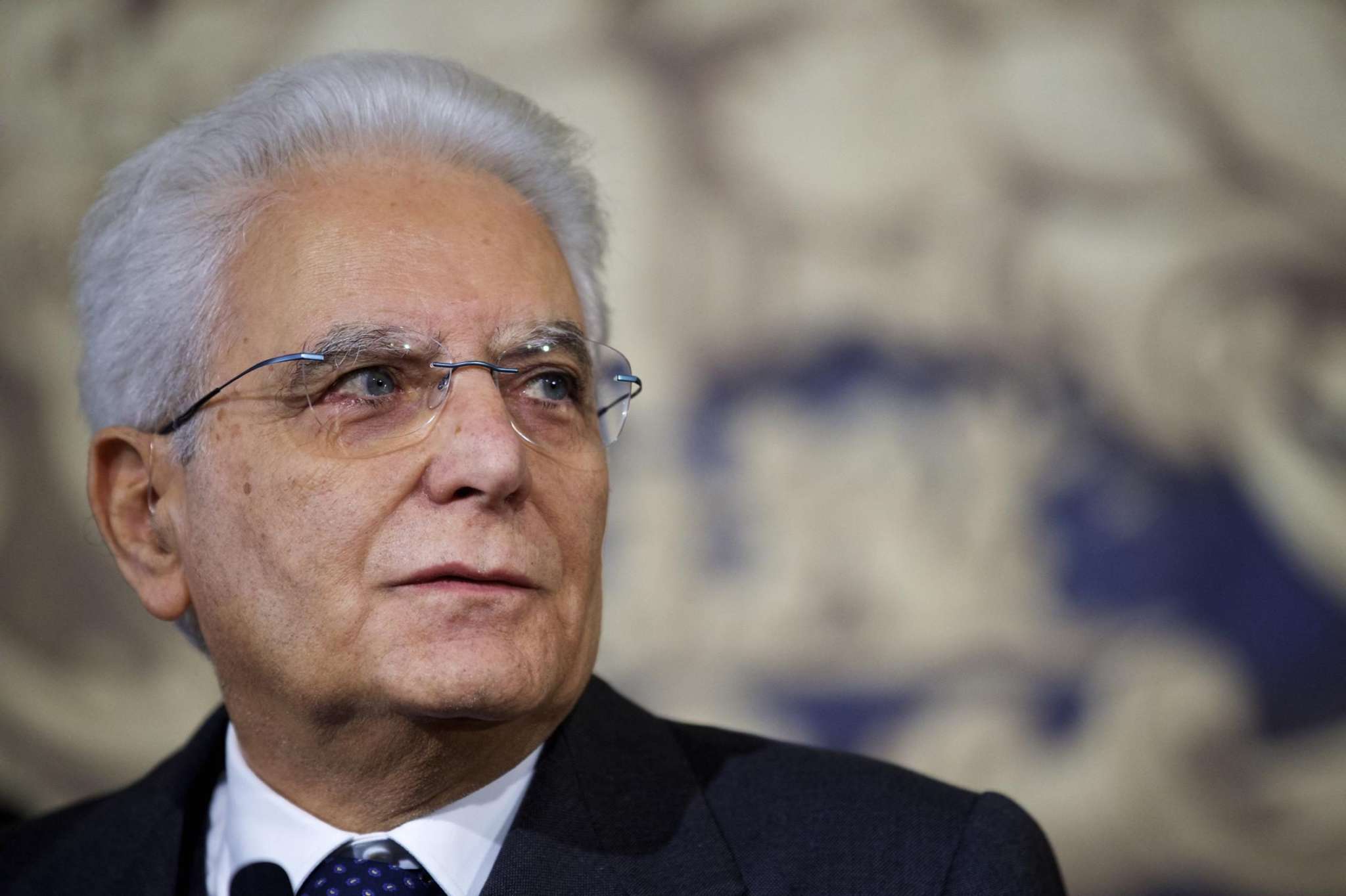 Mattarella a Conte: “Avviare dialogo costruttivo con UE”