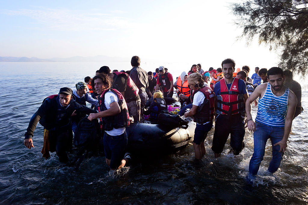 Grecia: il traffico di esseri umani della Ong “umanitaria”