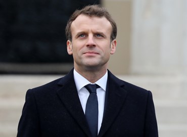 Ma come mai Macron alla frutta non accoglie i migranti?