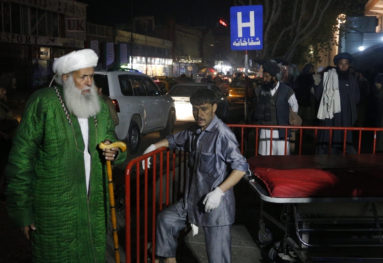 Strage a Kabul durante un raduno religioso: 50 morti