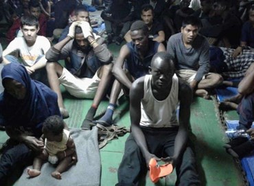 I libici irrompono sulla Nivin, “violenze sui migranti”