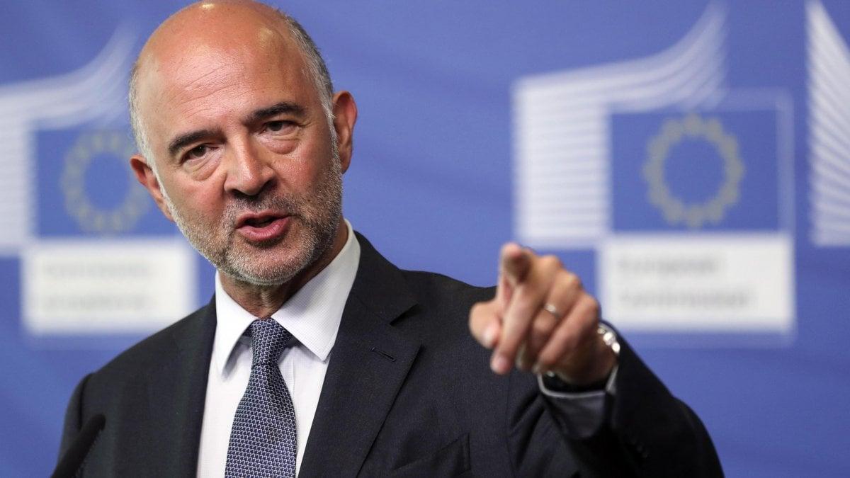 Ue, Moscovici chiede allʼItalia “serietà”