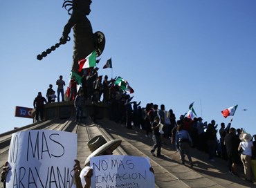 Trump autorizza l’uso della “forza letale” contro i migranti