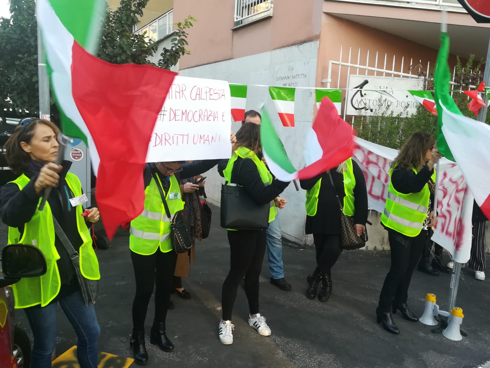 Ieri a Roma il sit-in del “Movimento Anti-Qatar”