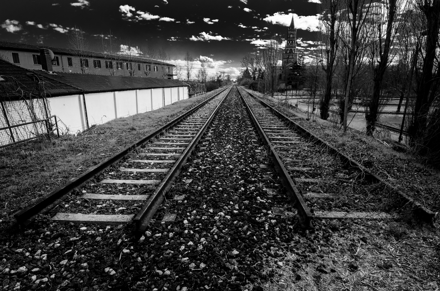 Recessione in arrivo sul binario Italia