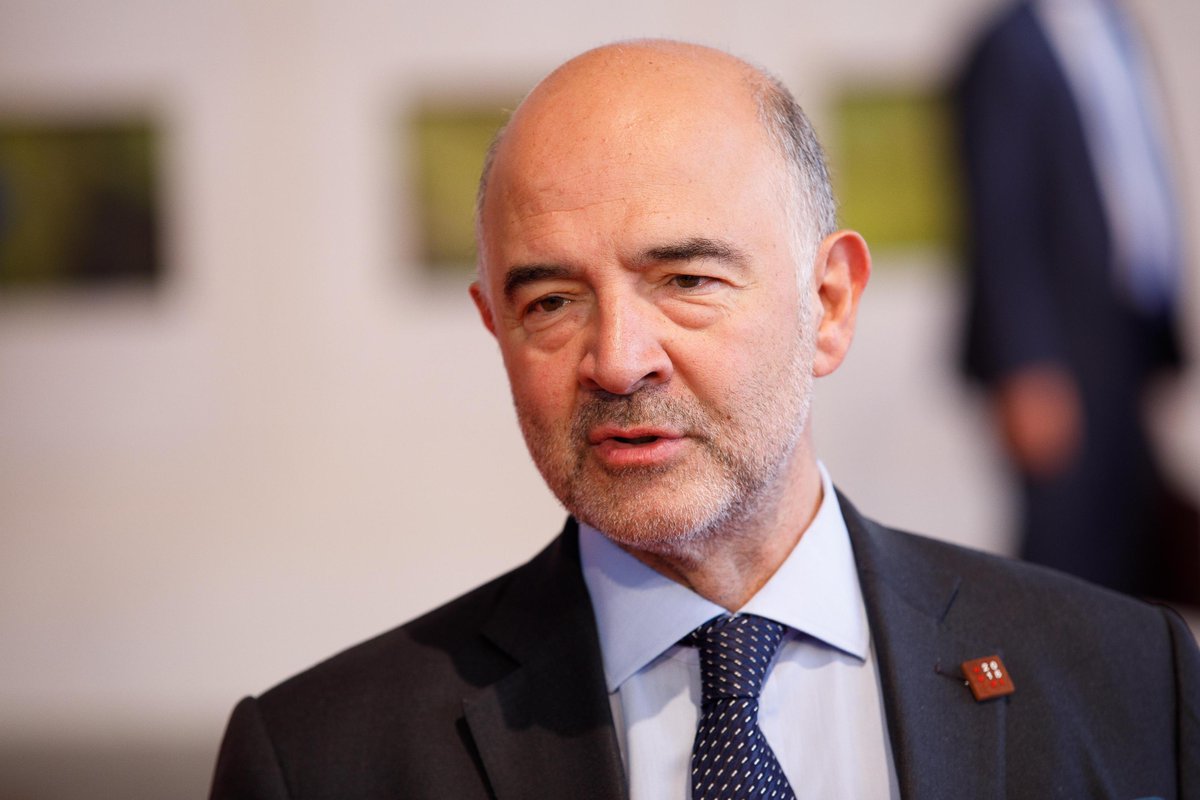 Moscovici: “La Francia può sforare il 3 per cento”