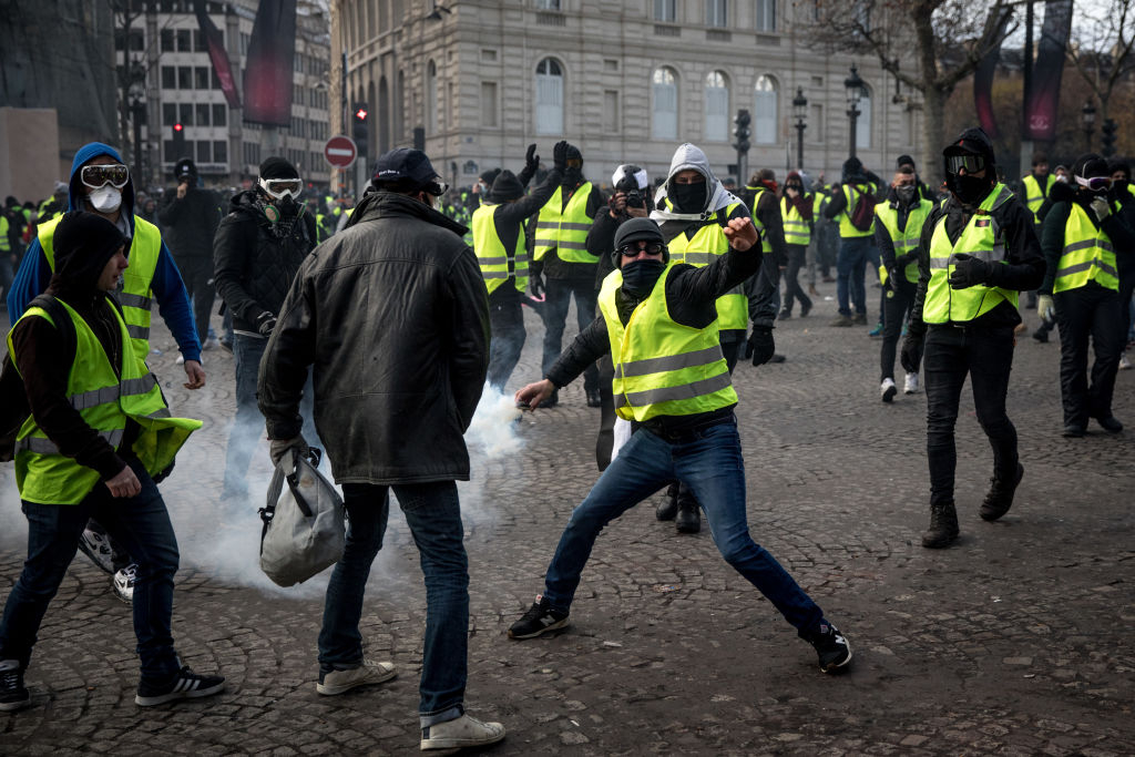 Francia: una rivolta contro le élite europee?