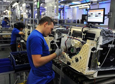 Industria, a novembre crolla la produzione