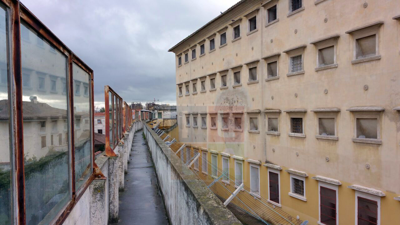 Luci puntate sul carcere di Oristano