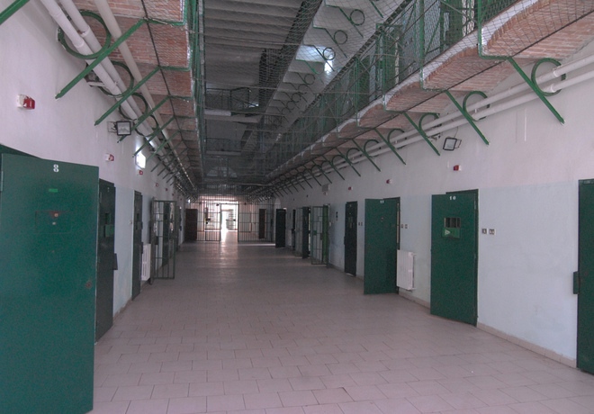 Luci puntate sul carcere di Oristano