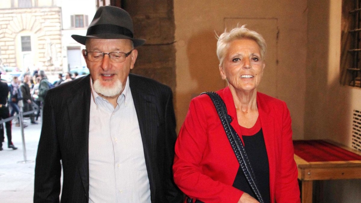 Domiciliari ai Renzi, tra ironie e funambolismi politici