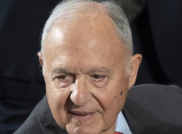 Consob: anche la Camera dice sì a Savona presidente