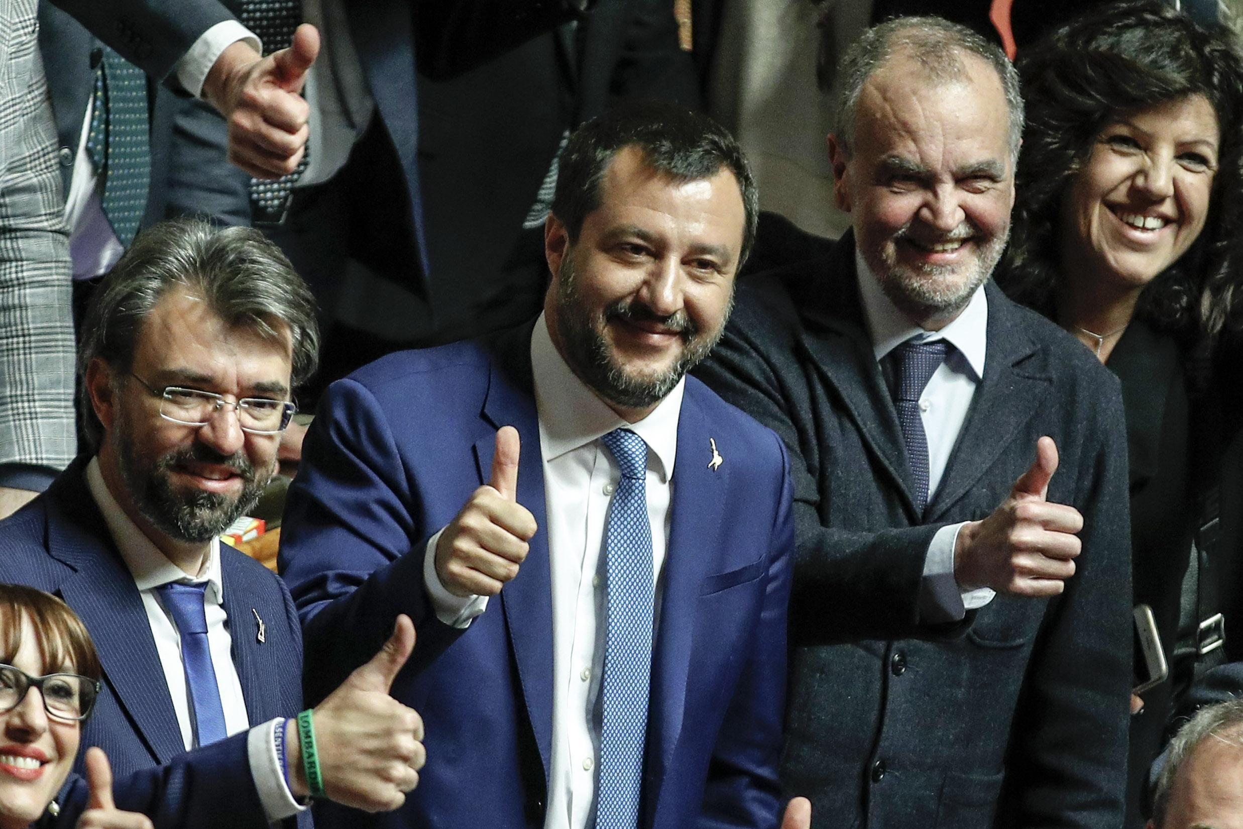 Legittima difesa: è legge, Salvini: “Gran giorno”
