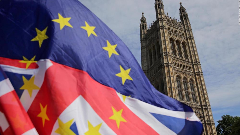 Brexit, Tusk valuta un rinvio “flessibile” di 12 mesi 