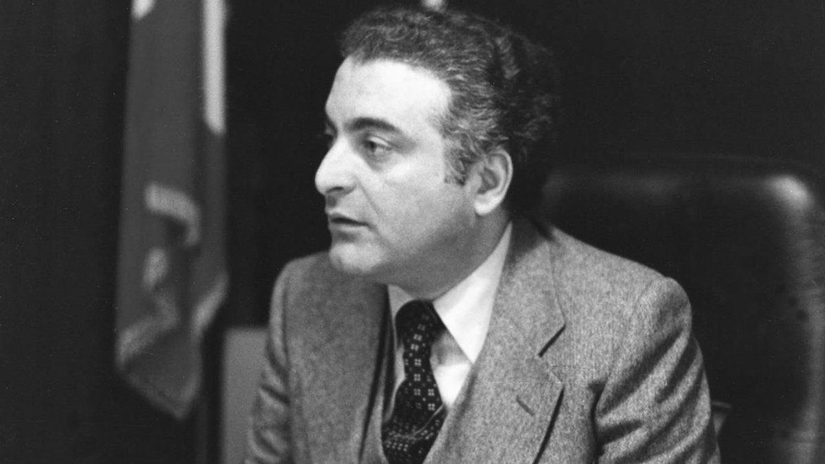 Aurelio Grimaldi presenta 
