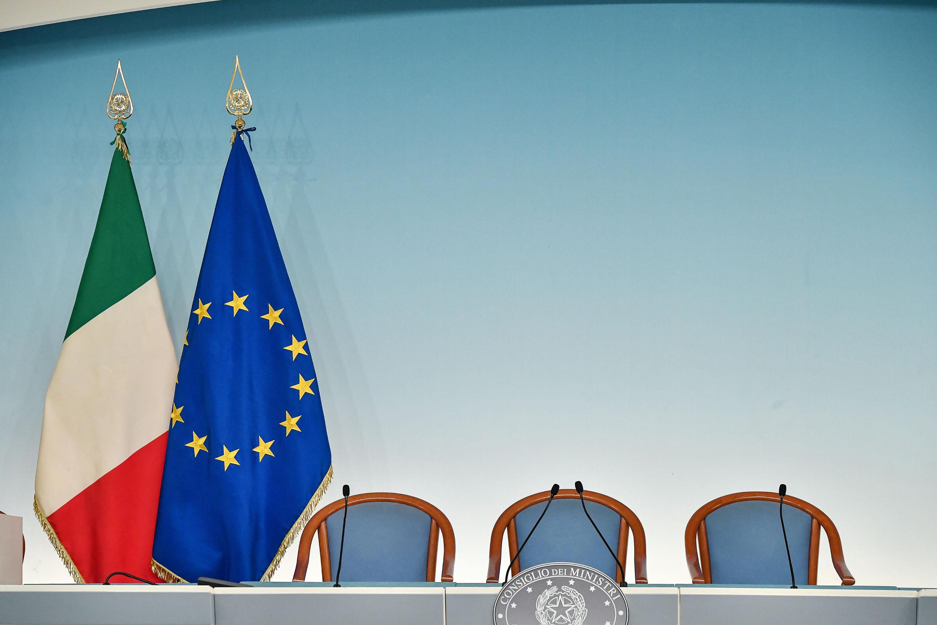 Il Def bellissimo delle scimmie al volante