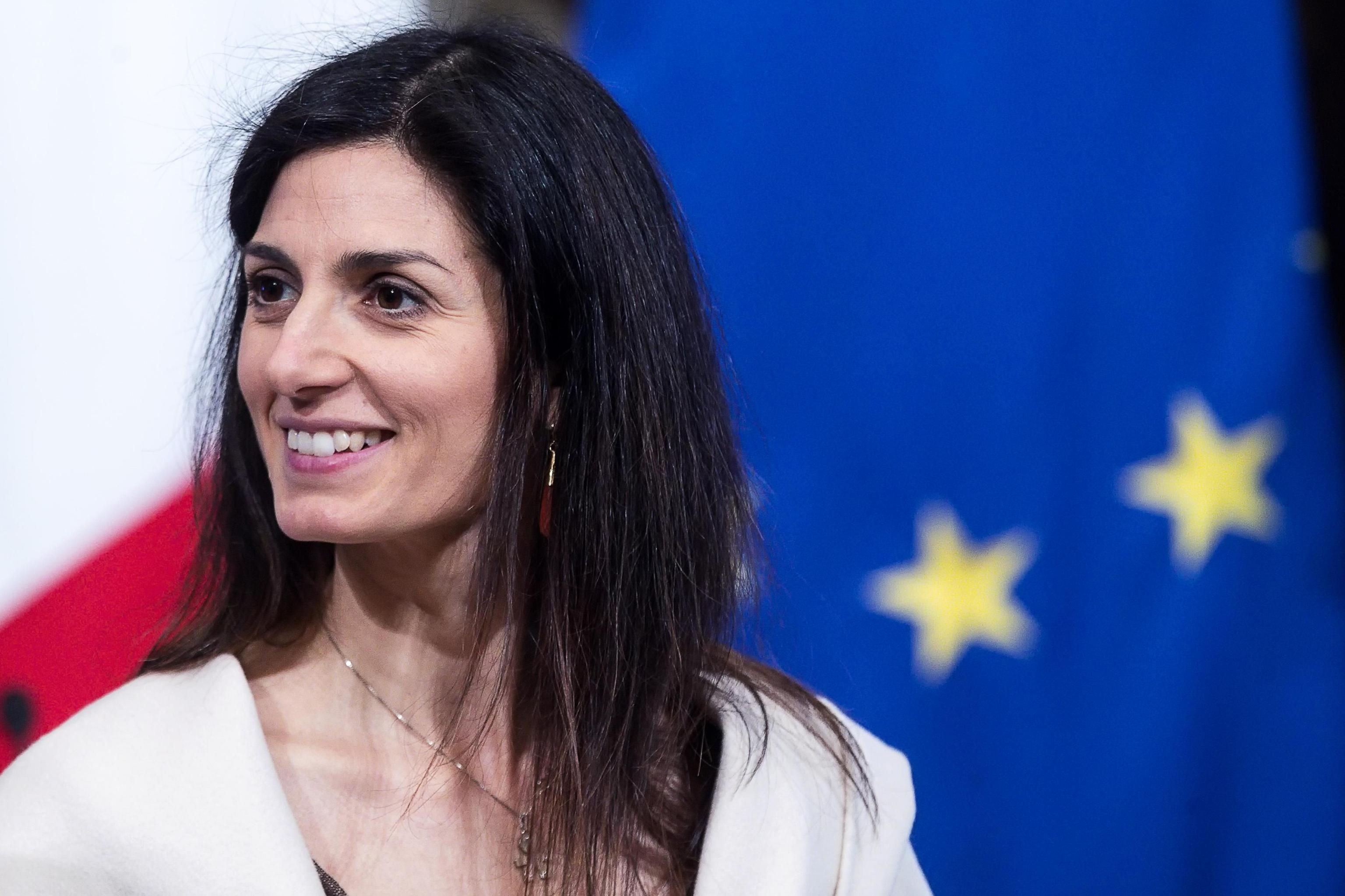 “Da Raggi pressioni sui conti Ama”, l’accusa dell’ex Ad