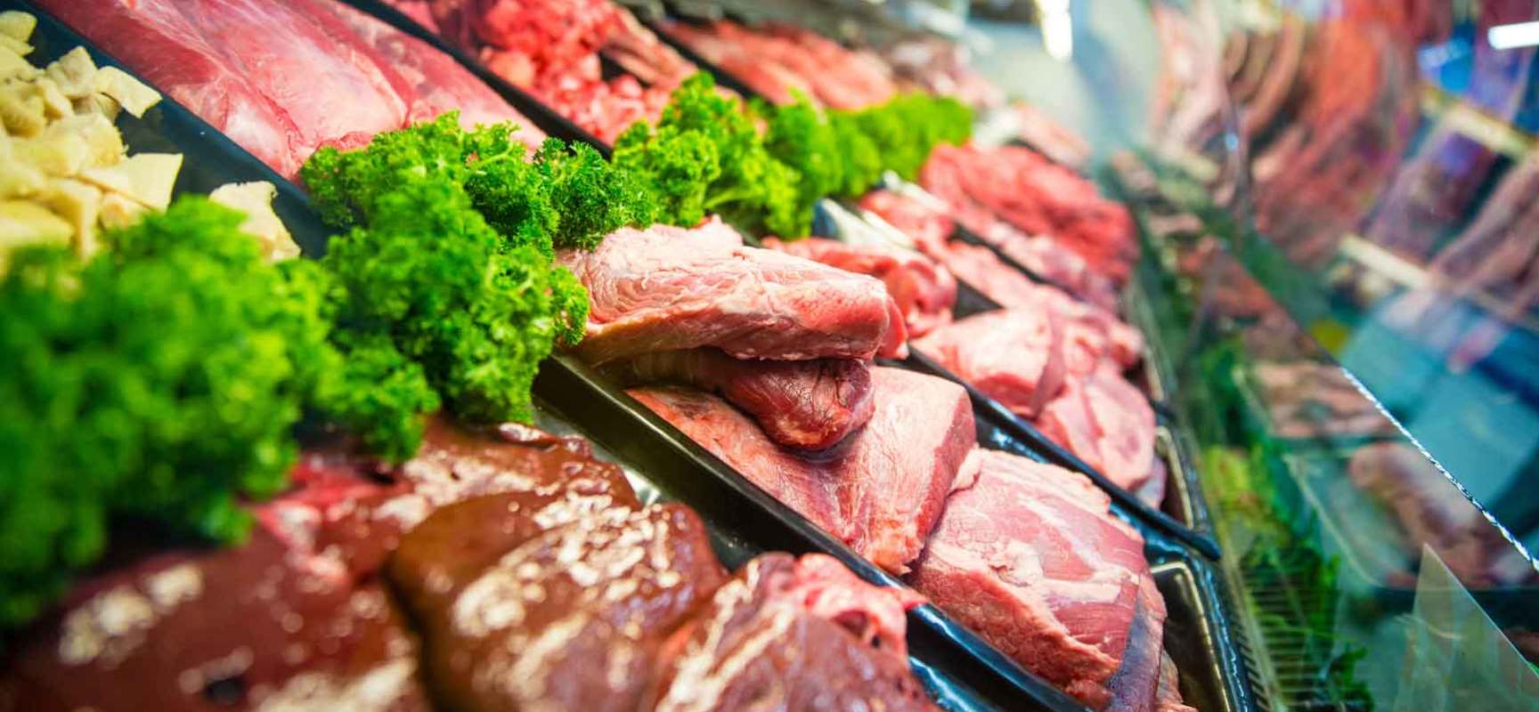 Calano i consumi di carne