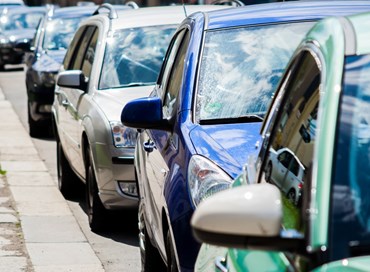 Auto, ad aprile calo di vendite in Europa