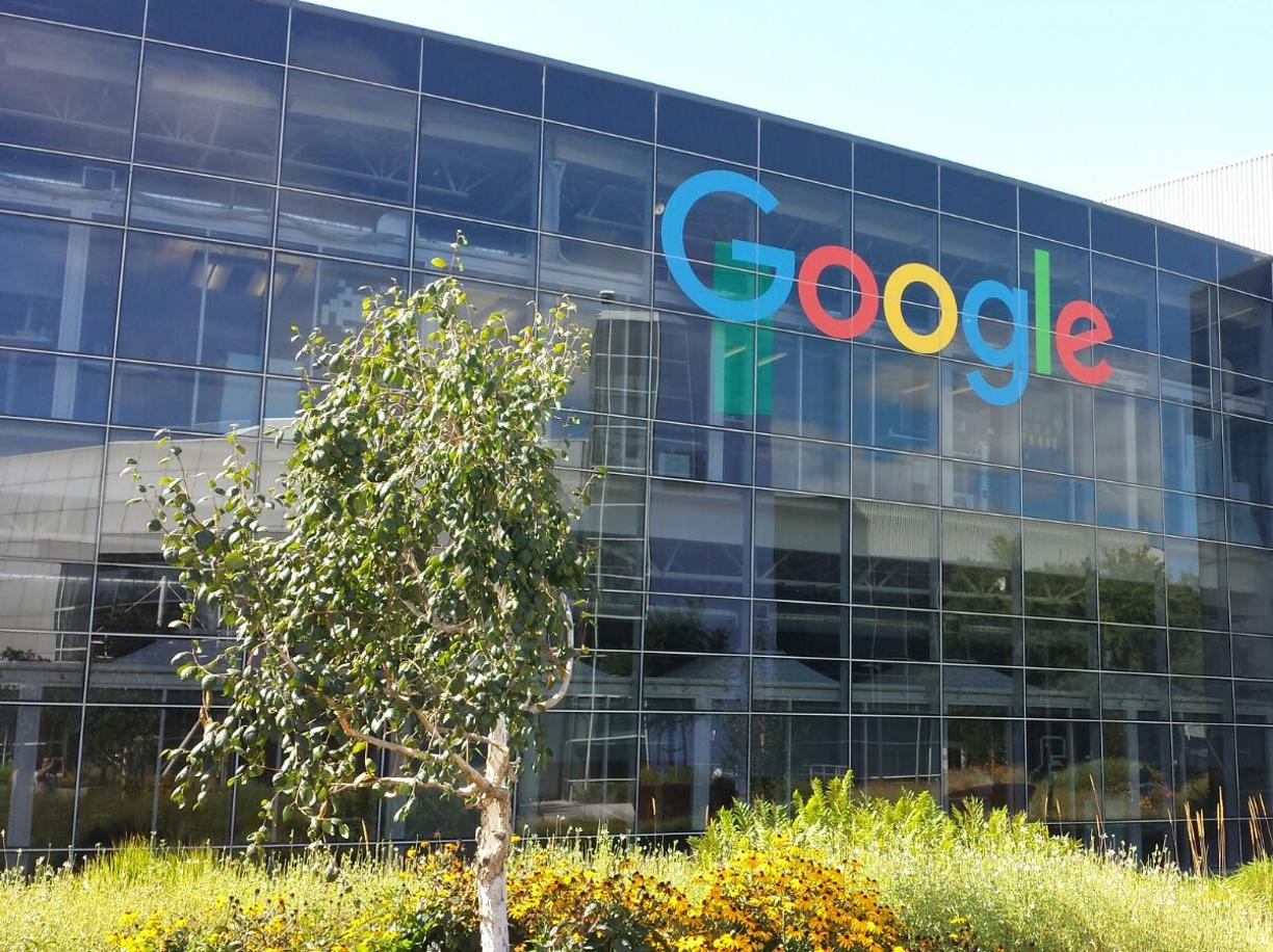 Antitrust: Istruttoria su Google per abuso di posizione dominante