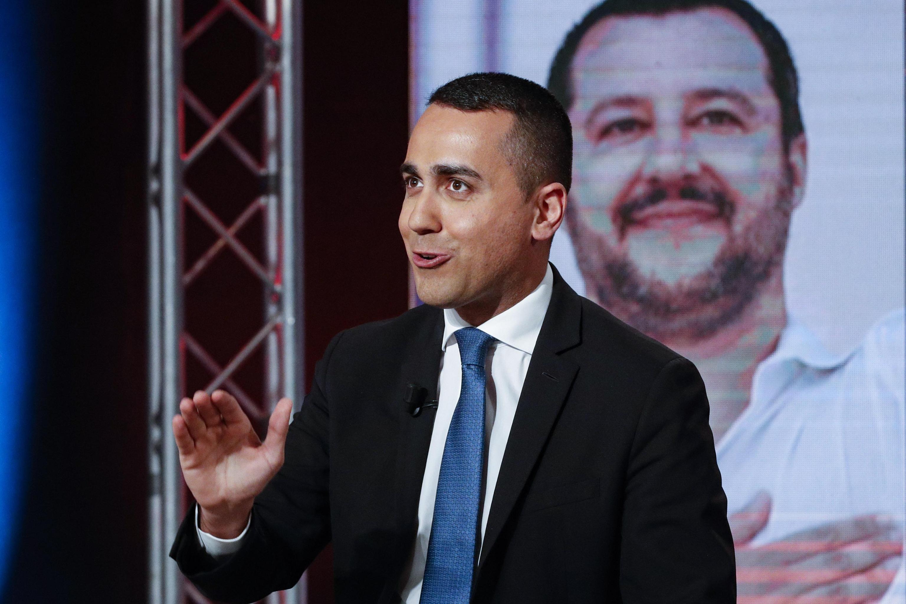 Il Governo non cade ma i rapporti cambiano