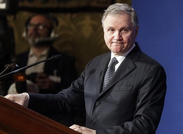 Nuova fiammata dello spread, Visco: “Senza euro falliamo”