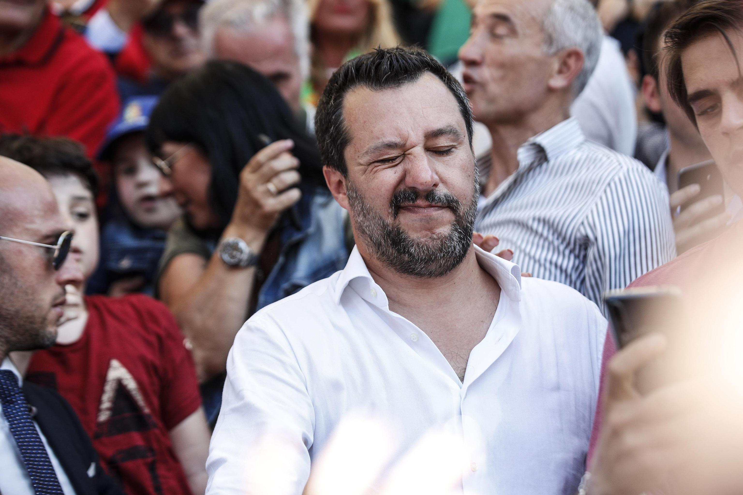 Parata del 2 Giugno: qualche appunto agli invitati