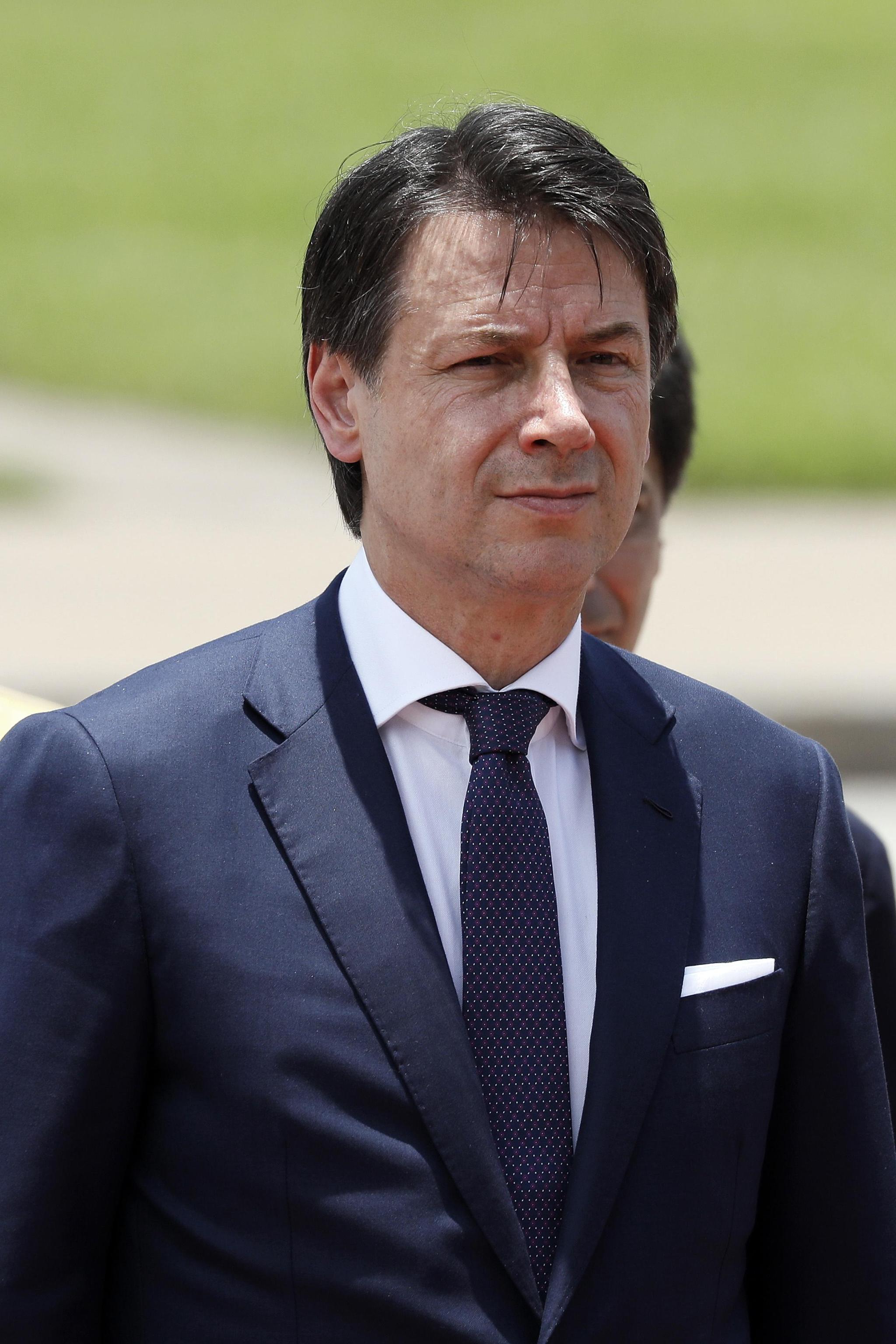 Monito di Conte: “Attenti a sfidare l’Ue sui conti pubblici”