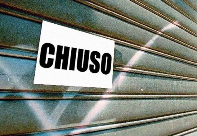 La domenica dei negozi