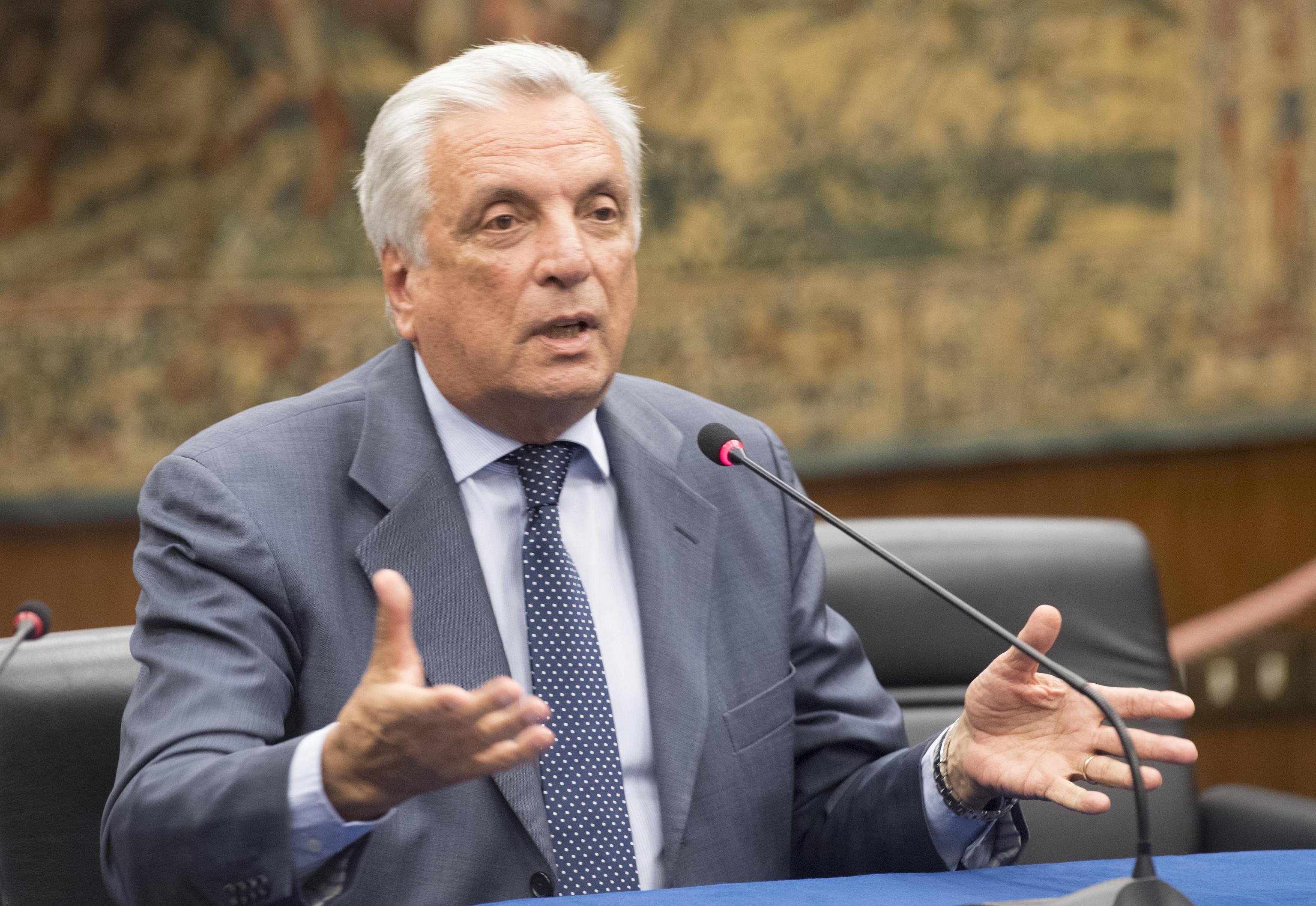 Domani la presentazione del libro di Diaconale a Palermo