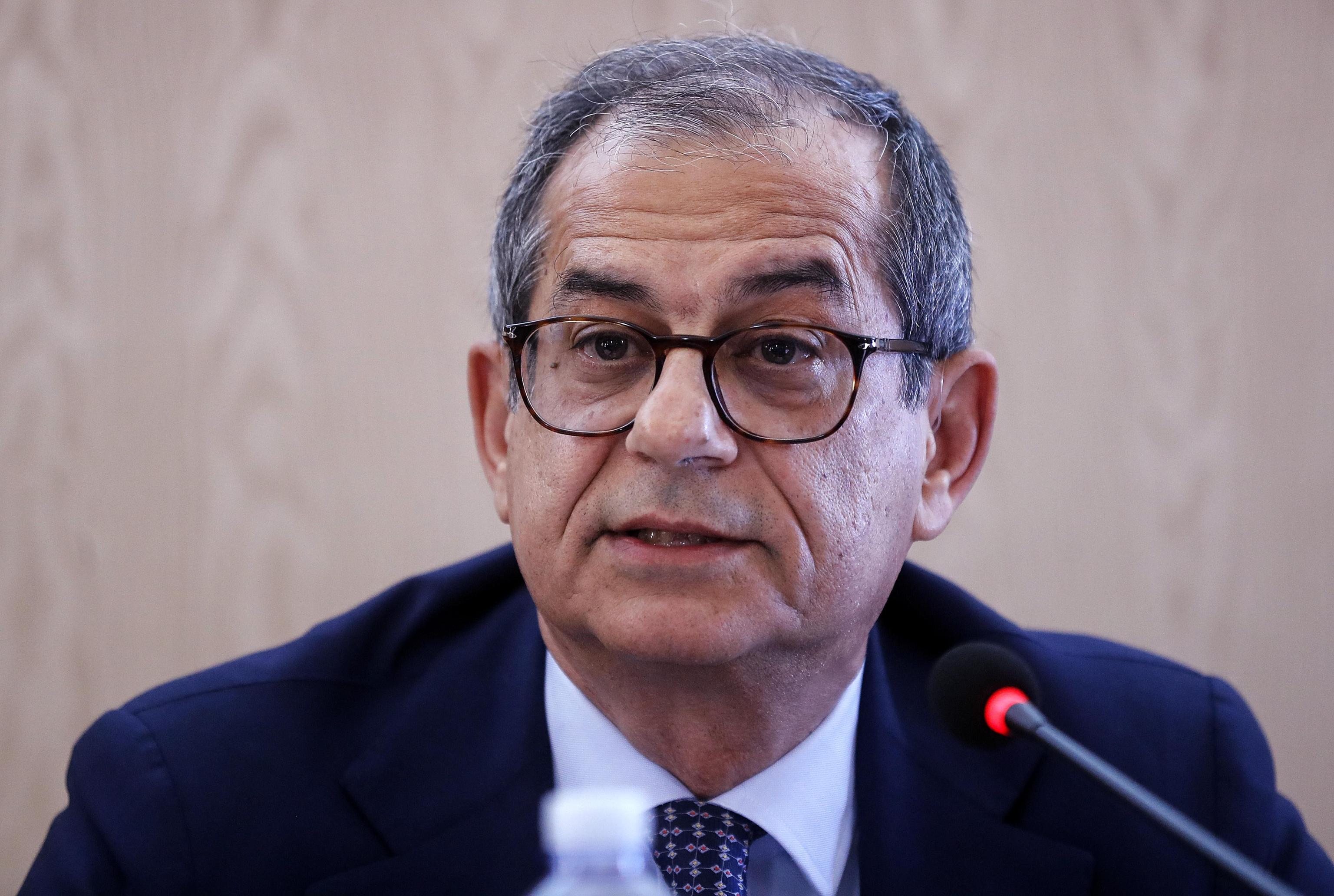 Tria: “Taglio tasse? Fa parte dei nostri obiettivi”