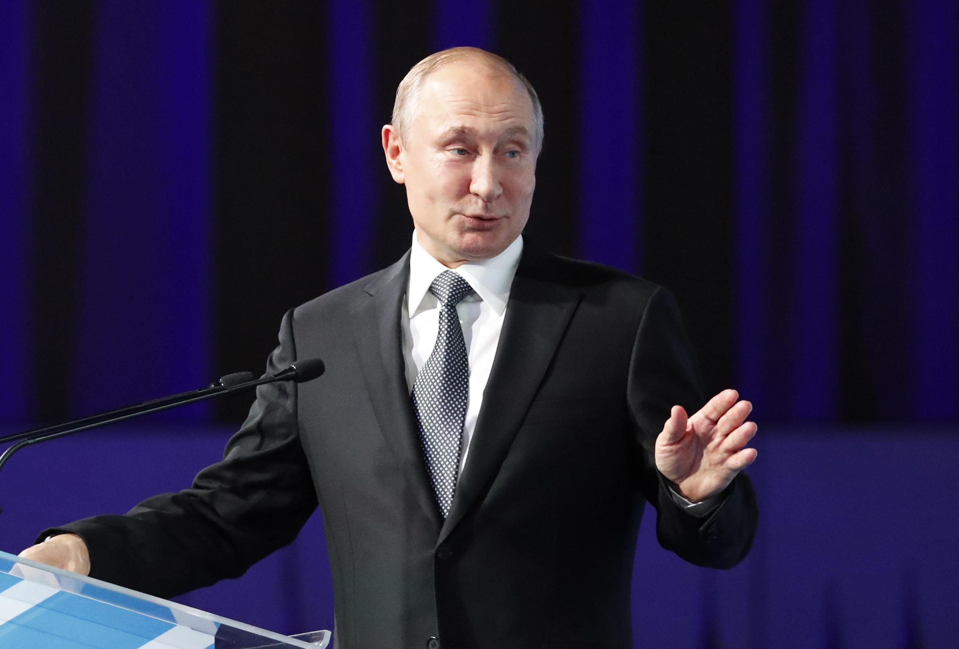 Putin a Roma: la visita lampo in una città blindata