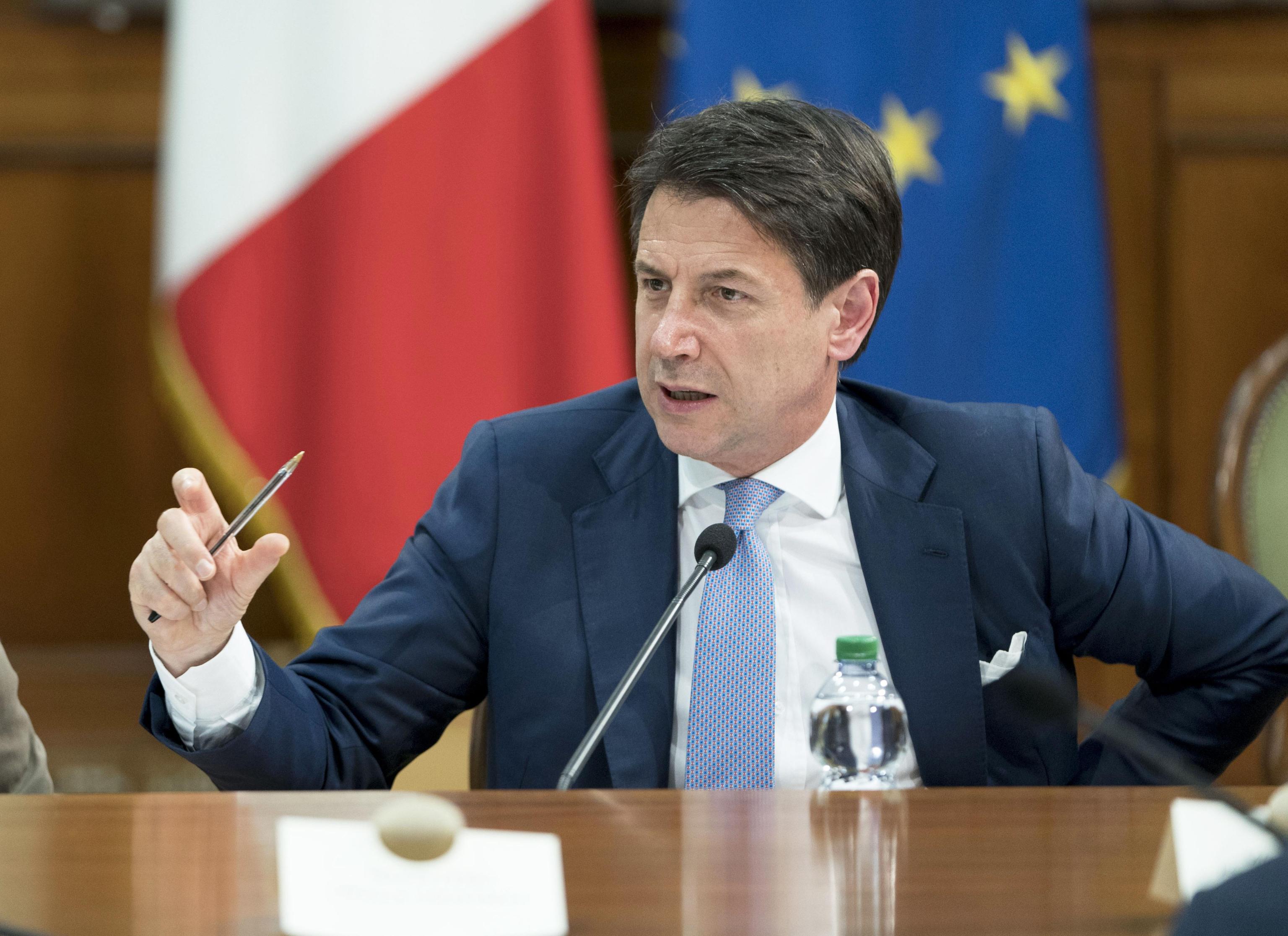 Migranti, Conte: “Tema complesso, nessuno può fare da solo” 