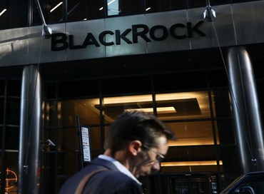 Tra fantapolitica e fantafinanza i “fondi” aggrediscono legalmente lo Stato