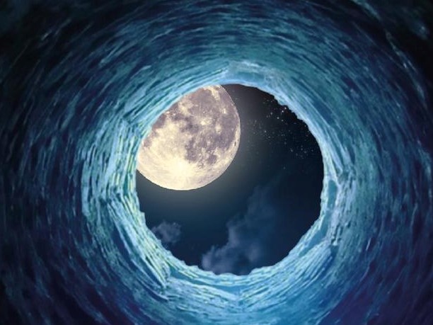 “La Luna dal Pozzo”, un viaggio nel cosmo con “Il Nodo di Gordio”