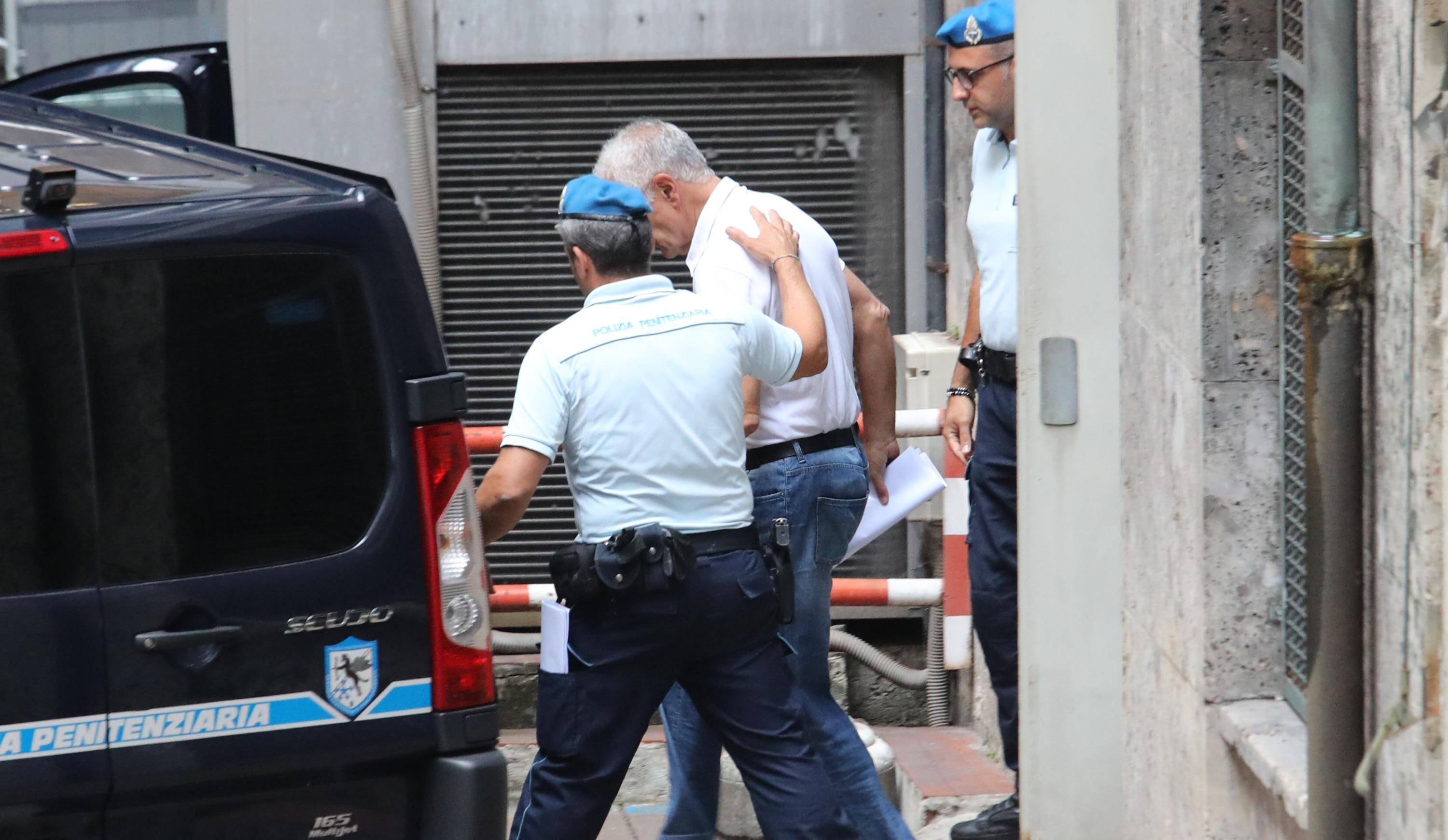 Formigoni, accolta la richiesta dei domiciliari: “Ha compreso gli sbagli”