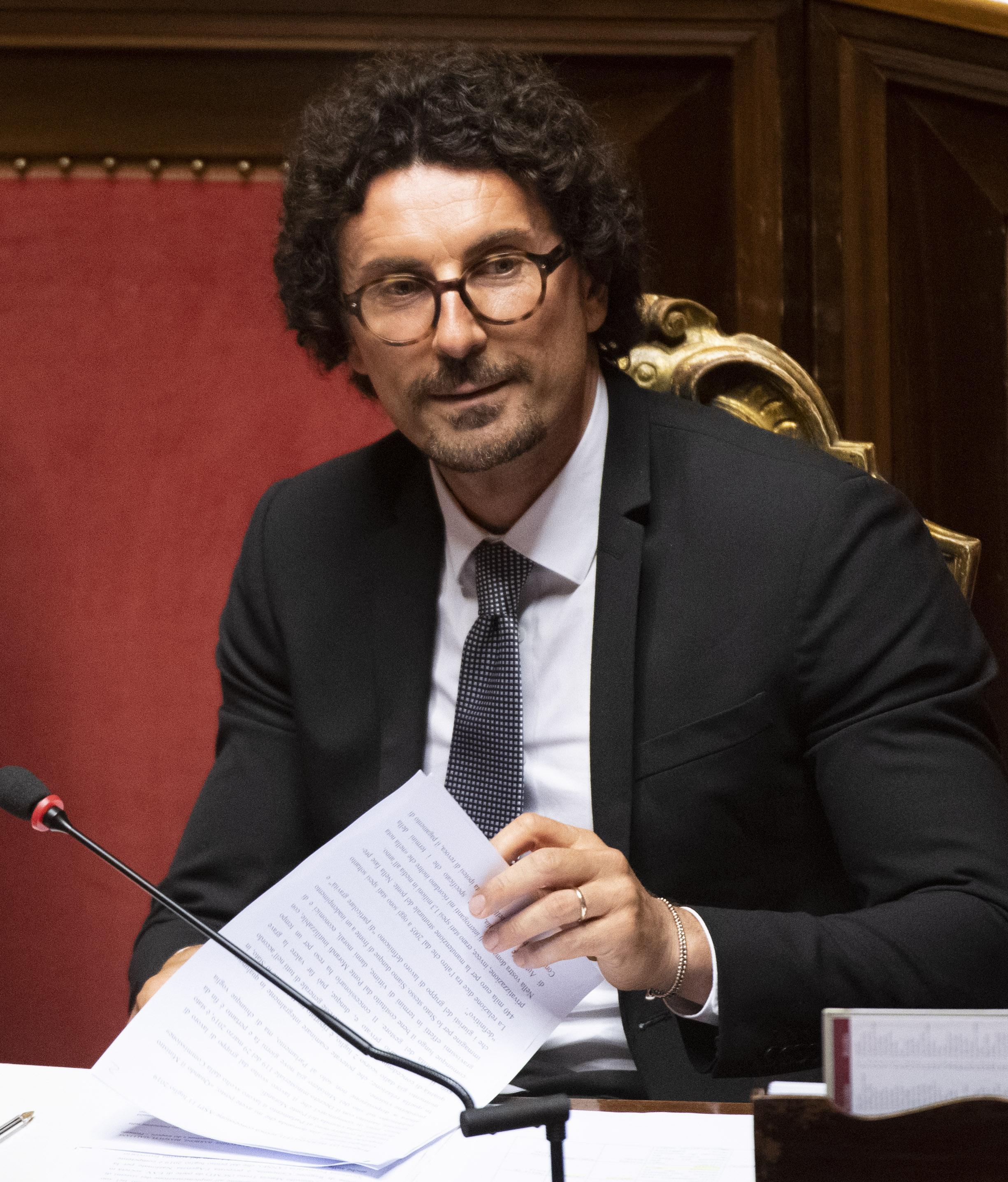 Trasporti, Toninelli ai sindacati: “Rinviate gli scioperi del 24 e 26 luglio”