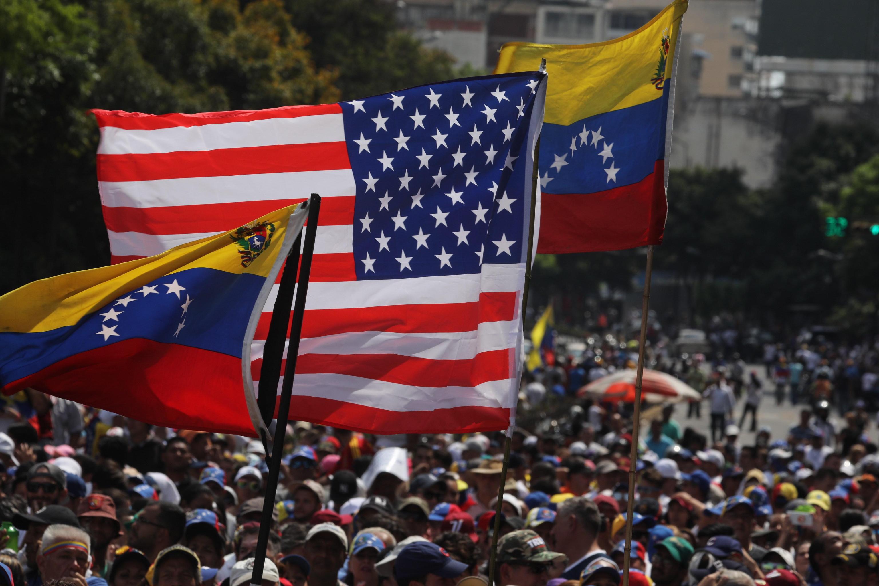 Venezuela, dopo l’embargo Usa Maduro accusa Trump