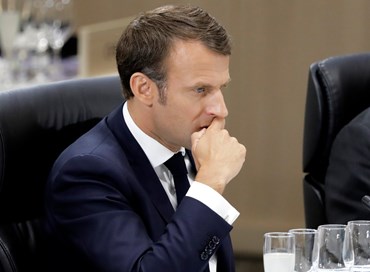 La Francia sta lentamente precipitando nel caos
