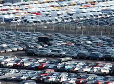 Auto: ad agosto vendite giù del 3,1%;