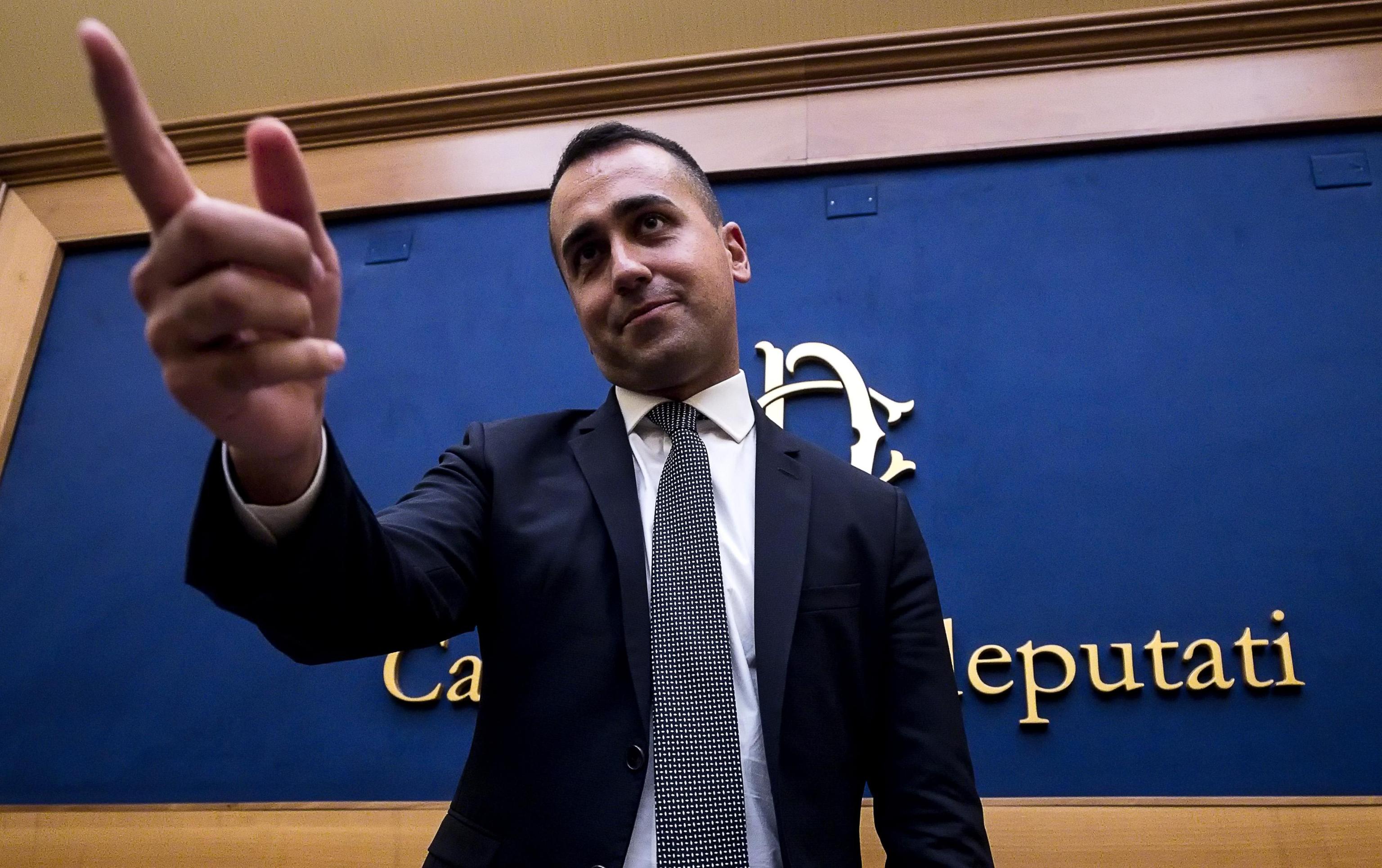 Di Maio: aspettando Rousseau