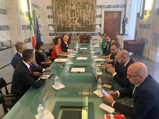 Il governo ombra del due di coppe